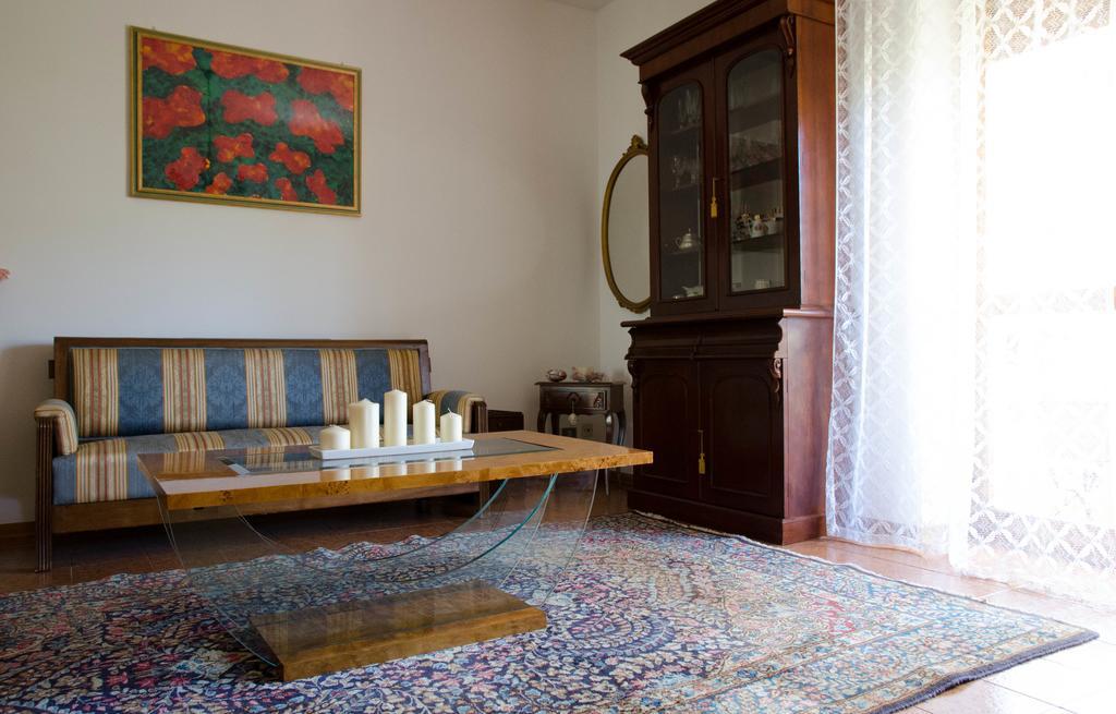 Sa Mama E Su Sole Apartment *