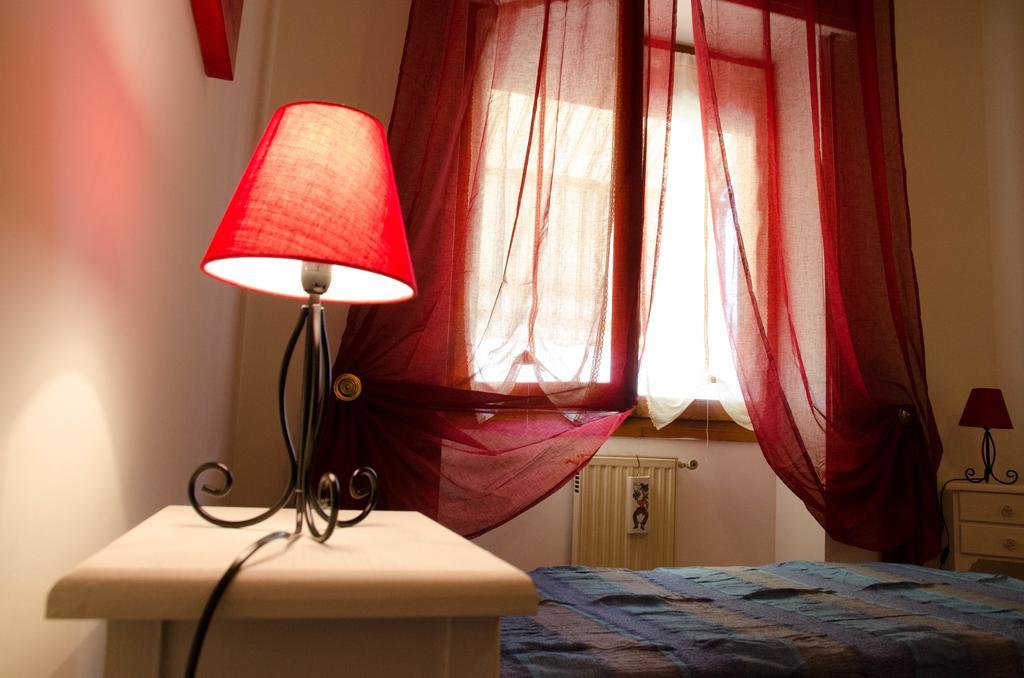Sa Mama E Su Sole Apartment